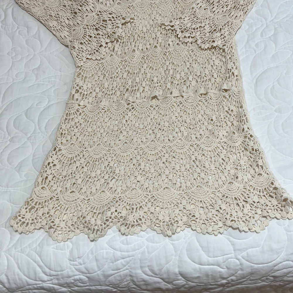 Crochet Lace Boho Coverup - Picture 3 of 9